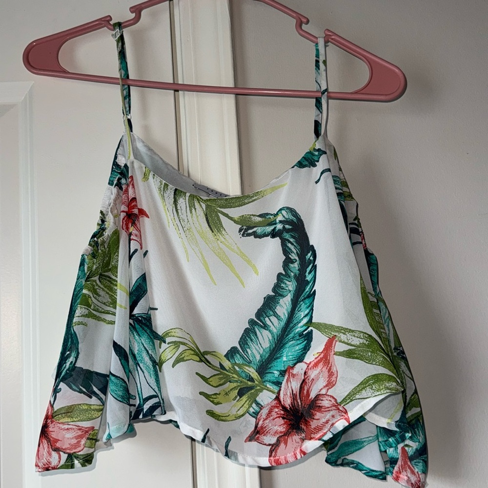 Beautiful floral summer blouse size large